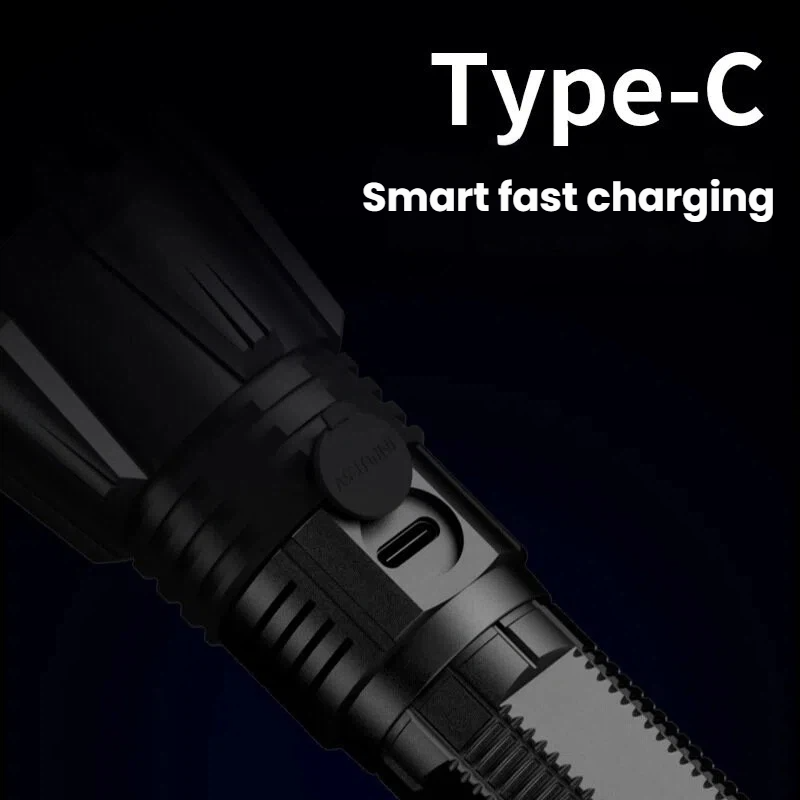 高出力 P90 LED 懐中電灯 TYPE-C 充電式ズーム - Outdoor Power Inc のレビューと価格