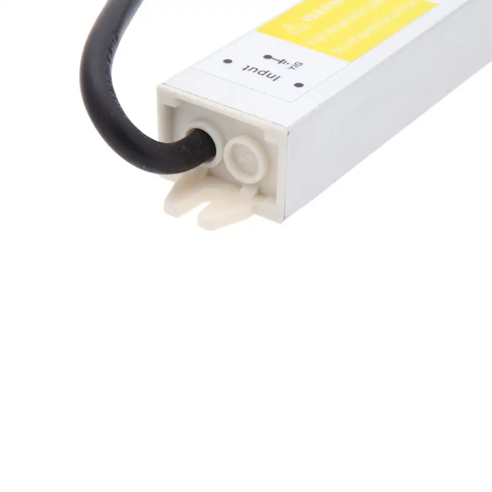 30 ワット AC110 230 V に DC 12 V 2 - Outdoor Use Power Strip のレビューと価格