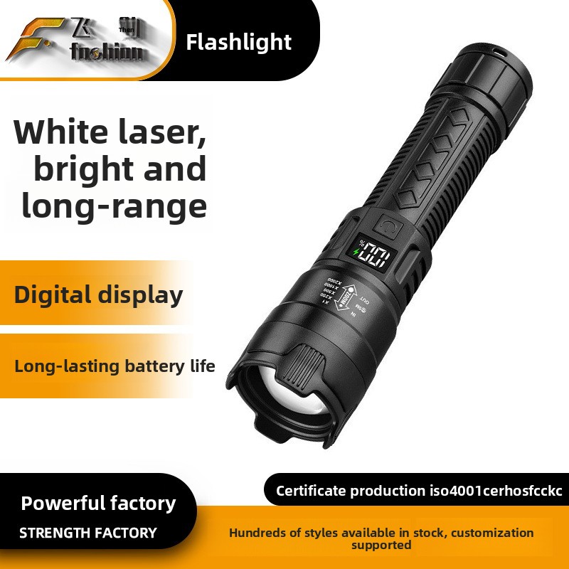 新型デジタルディスプレイ搭載ハイパワーLED懐中電灯 USB - Outdoor Power Inc のレビューと価格